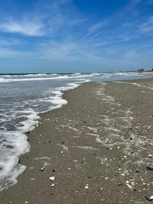 Walk To The Beach-Sleeps 10 And Golfcart Myrtle Beach Kültér fotó