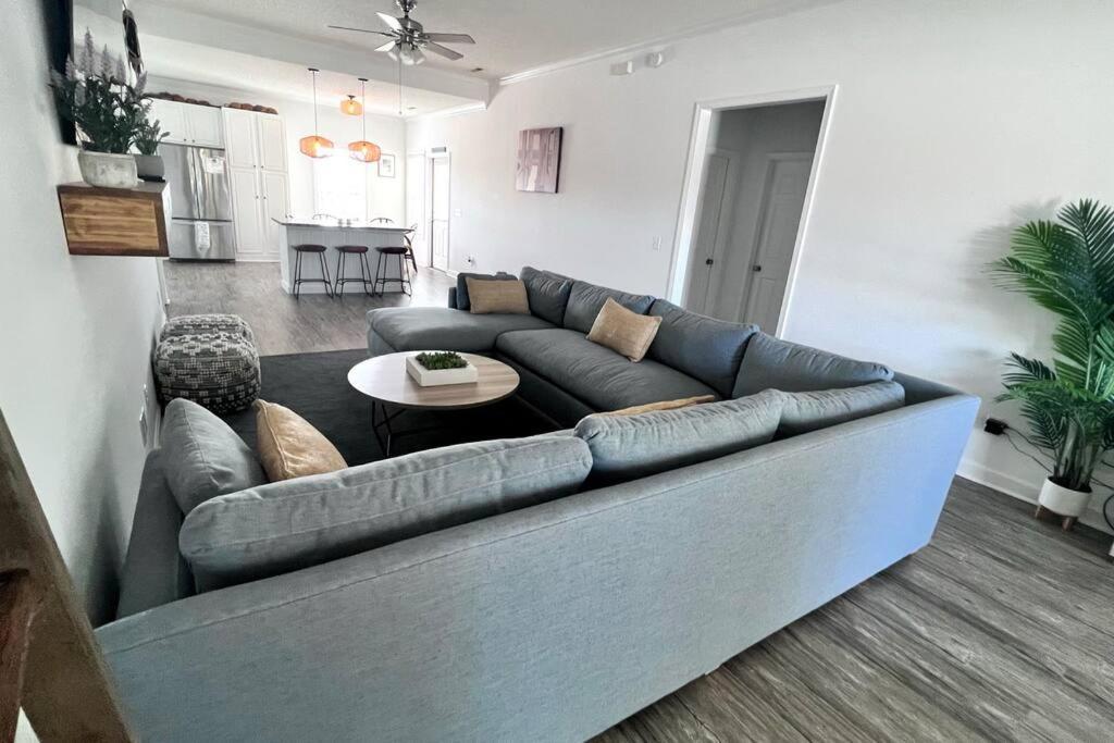 Walk To The Beach-Sleeps 10 And Golfcart Myrtle Beach Kültér fotó