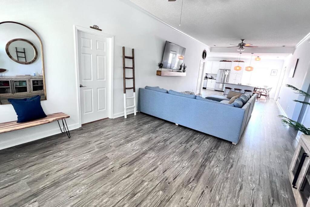 Walk To The Beach-Sleeps 10 And Golfcart Myrtle Beach Kültér fotó